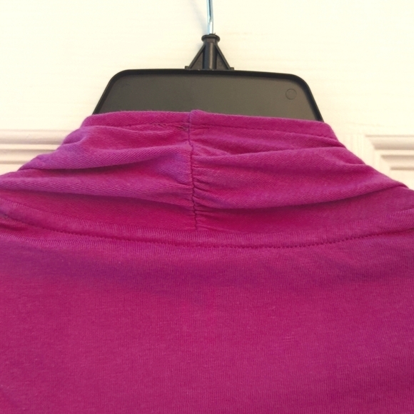 The Tee Shop by Victoria's Secret Fuchsia Size X-small Lightweight - Picture 7 of 7